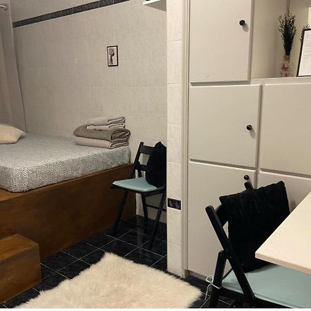 Paphos Elena'S Guest House B מראה חיצוני תמונה